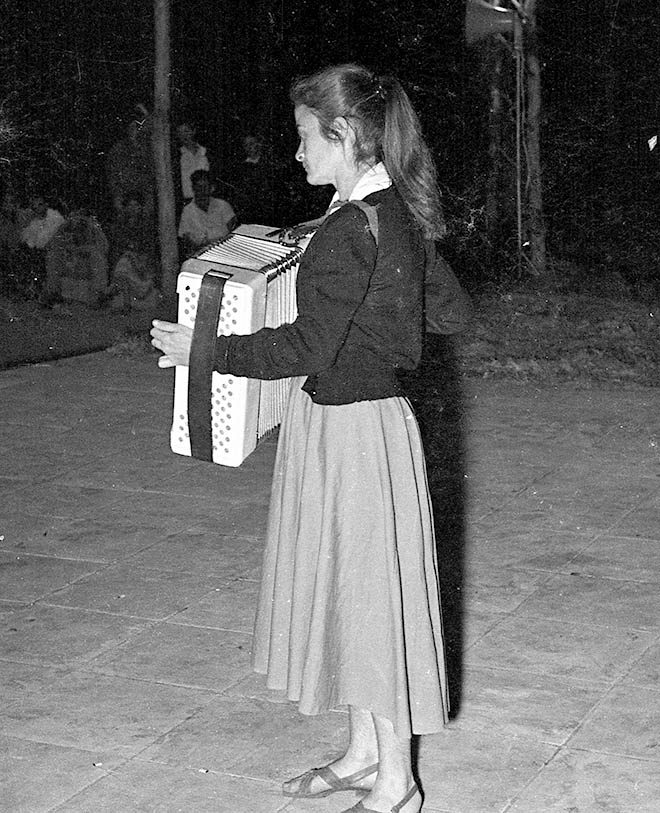 990049942250205171.1